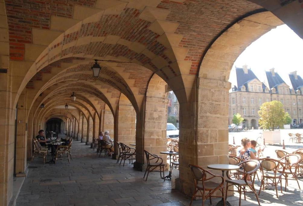 Le Petit Ardennais Charleville-Mézières エクステリア 写真