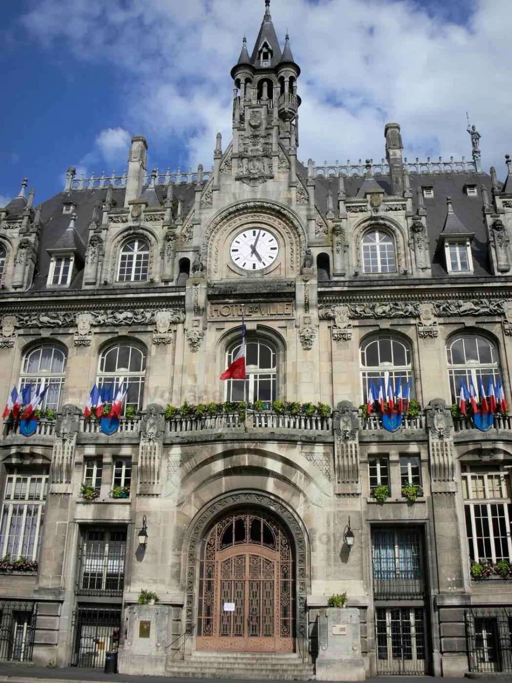 Le Petit Ardennais Charleville-Mézières エクステリア 写真