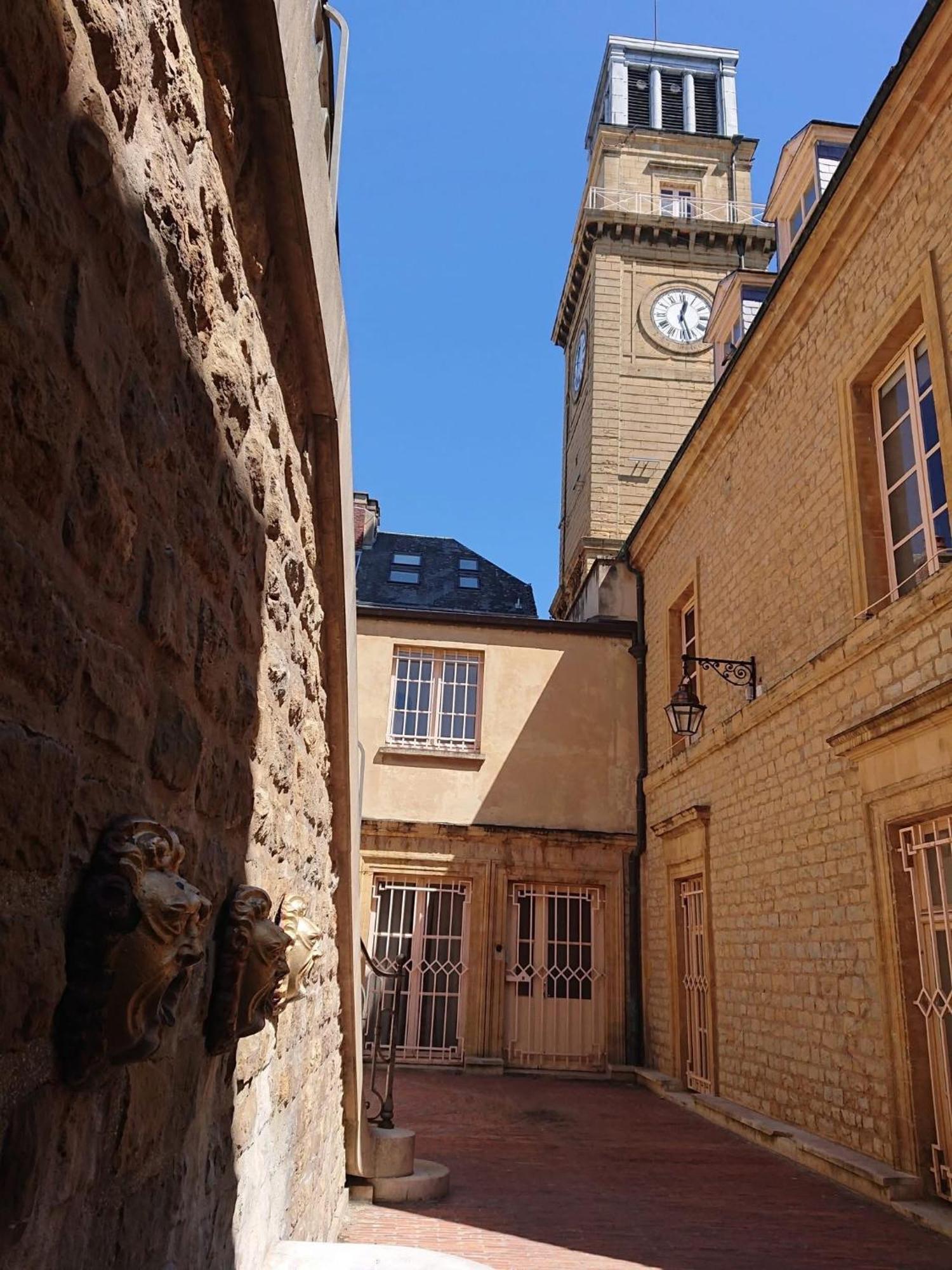 Le Petit Ardennais Charleville-Mézières エクステリア 写真